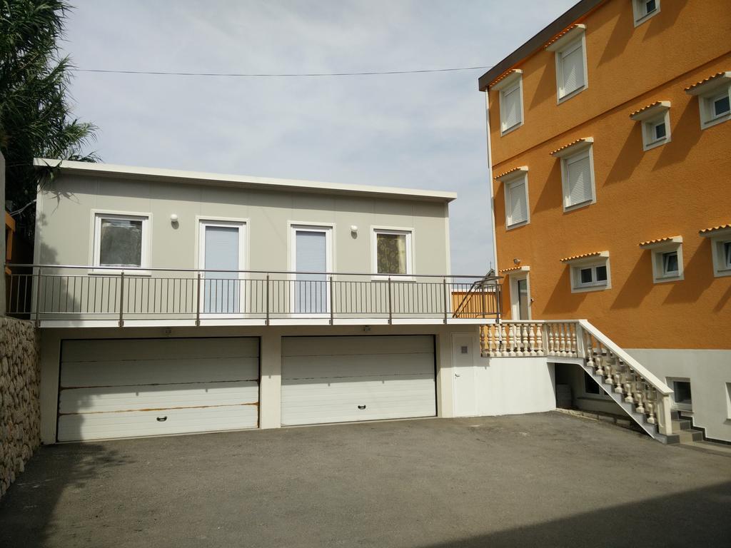 Apartments Villa Anastazija Pag Town Kültér fotó